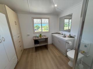 2 master rooms units upstairs - Bowen - 7