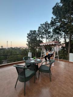 Family suit - Kasauli - 9