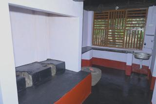 Siri Homestay Century Old Farmhouse - Jadkal - 1