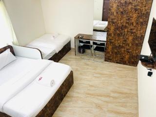 Pearl Stays, Tirupati - Very convenient for the people coming from Bangalore and Chennai - You can skip city traffic while reaching any temple in Tirupati - Covered Parking - 24hrs Front Desk and Hot Water - Free WiFi - Flexible Checkin-in Check-out times - 1