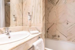 Habitus Hotel Europa - Pamplona - 9