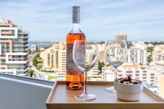 Luxury 1 min Beach with Sea View, Wifi, AC, SmartTV - Strand Praia da Rocha - 0