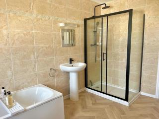 Cosy 4 bedroom house -  - 5