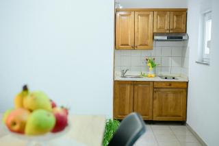 MBA 1 Beach Apartment - Omiš - 4