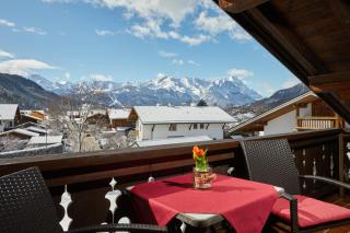 Gästehaus Zugspitz - Zimmer ohne Verpflegung - Farchant - 9