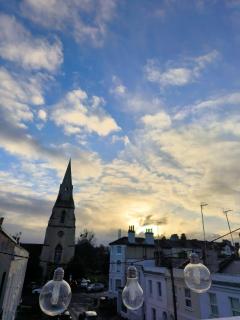 The Castle - Cheltenham, Best for Gold Cup Retreat by Suitely - 3