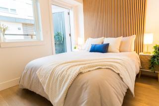 Luxury Scandinavian Suite Cozy and Bright - North Vancouver - 7