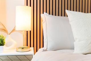 Luxury Scandinavian Suite Cozy and Bright - North Vancouver - 6