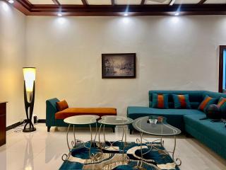 LUXURY service APARTMENT - Islamabad - 9