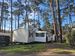 MH 467 Isalisa 3chambres et 1 salle de bain dans camping 4 étoiles avec PARC AQUATIQUE - Saint-Julien-en-Born - 1