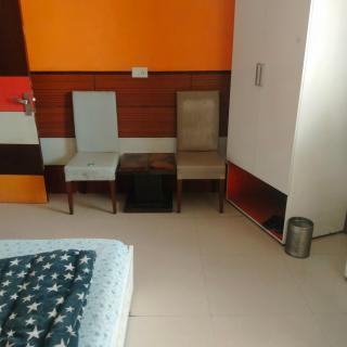 Simple Guest House - Srinagar - 0