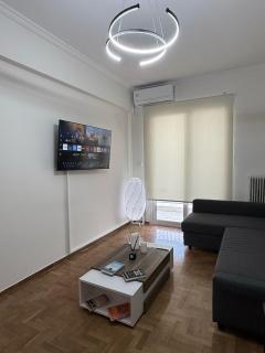 Hidden Gem Apartment - Patra - 9