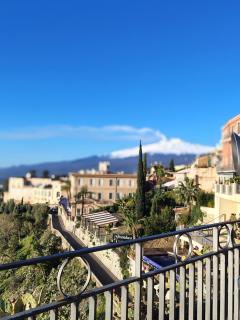Lyssa Holiday Apartments - Taormine - 0