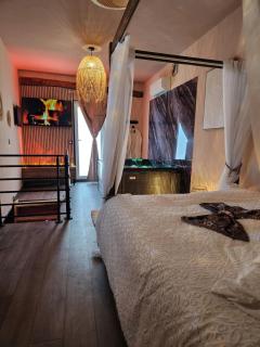 Loveroom Romantique La Mure - La Mure - 0