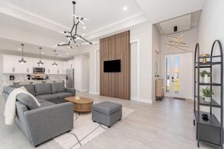 Luxury Oasis in Cape Coral - Cape Coral - 3
