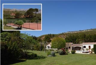 Piscine et tennis privés à proximité Aix en Provence - Rousset - 0