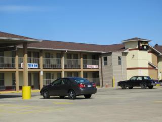 First Western Inn - Fairmont City - Fairmont City - 2
