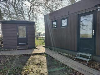 Hytte med udsigt til Stege Nor - 0