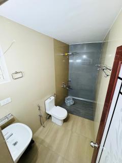 Royal international hotel - Trippapur - 6