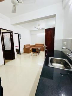 Royal international hotel - Trippapur - 5