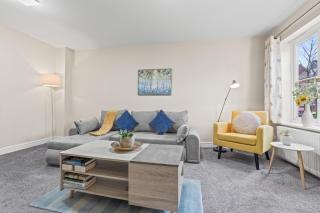 Quaint City Home Sleeps6 3BDR Bham CC 10 mins - Birmingham - 1