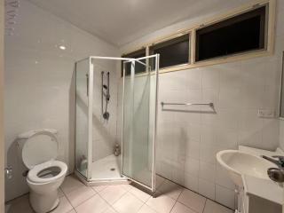 E Egg Room - Sidney - 5