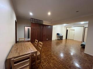 E Egg Room - Sidney - 3