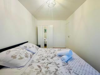 Wonderful home for 6 Personnes La Défense Arena - Nanterre - 6