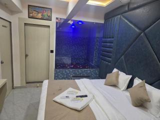 hotel hill top - Ahmedabad - 5