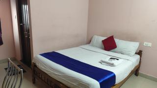 Hotel Tri-star Regency - Ernakulam - 5