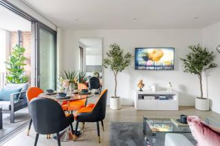 Luxurious Apartment 5 Mins To City & Train Station - Londra - 0