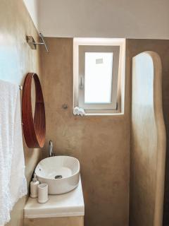 Cycladic Stone Studio - Ambelas - 3