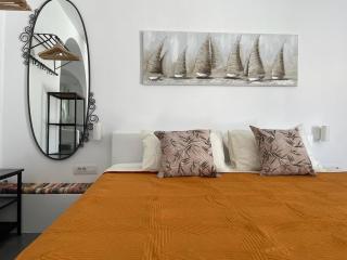Cavalari Santorini - Sunny and quiet room #2 - Karterados - 2