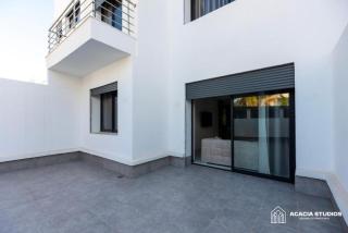 Acacia Studio 11 - 4