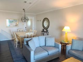 Beautiful 3 Bedroom BEACHFRONT Condo (F3) - Sleeps 10 - Gulf Shores - 4