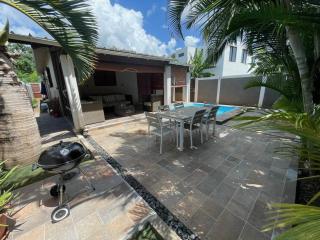 Jolie petite villa à Trou aux biches à 200 m de la plage - Trou aux Biches - 1