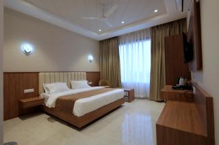 Hotel Regal Palm - Morādābād - 6