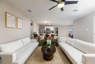12510 Stunning 4BR with Stylish Design - San Antonio - 9