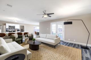 12510 Stunning 4BR with Stylish Design - San Antonio - 1