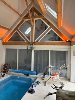 Villa Fontaine avec piscine intérieur chauffée - Fontaine-la-Gaillarde - 9