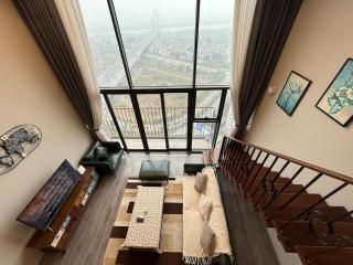 PentStudio w Nhat Tan Bridge view - Ho Chi Minh-stad - 0