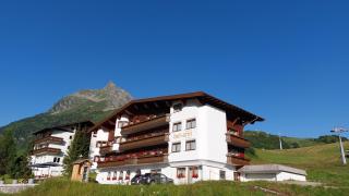 Hotel Garni Bel-Ami - Galtür - 0