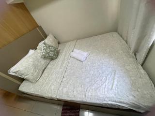 Unit 232D pool view with big balcony - Manila - 9