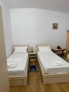 Dora Guest house - 6