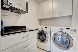 D Peaceful Stay in Queen Room -Dedicated Bathroom - West Vancouver - 3