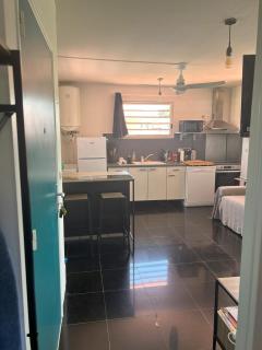 Oasis de l 'Anse parking privé et piscine - 8