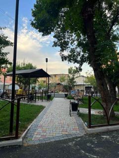 Newly renovated , cozy 1 bedroom apartment - Erevan - 1