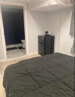 Cozy bedroom with en-suite bathroom - 0