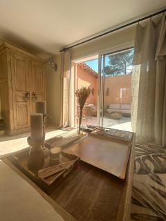 A l'ombre des pins - Nimes - 0