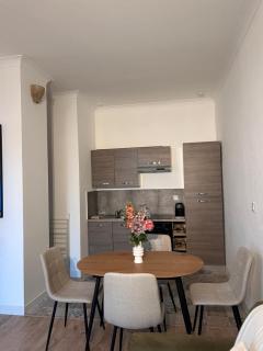 Appartement chaleureux en centre ville - Nîmes - 9